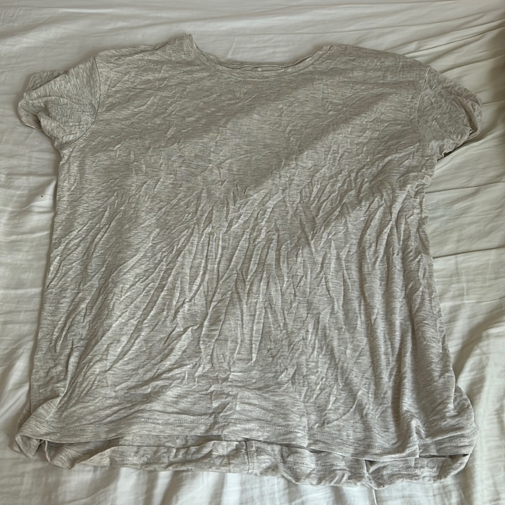 AMERICAN EAGLE CREAM SOFT AND SEXY TEE